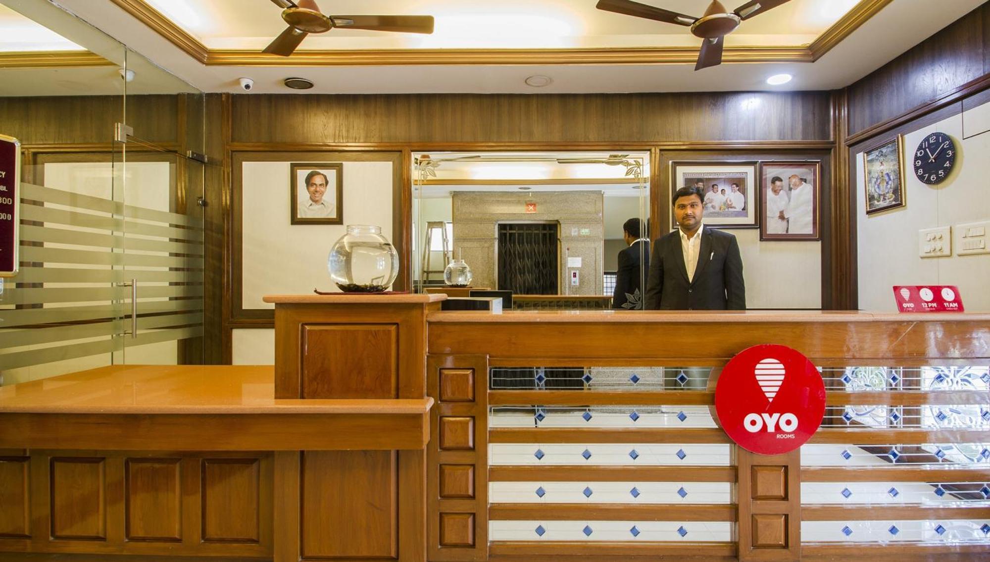 Hotel O Surya Residency Hyderabad Exterior photo