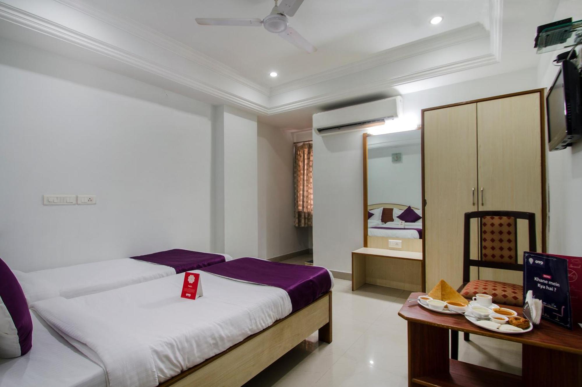 Hotel O Surya Residency Hyderabad Exterior photo