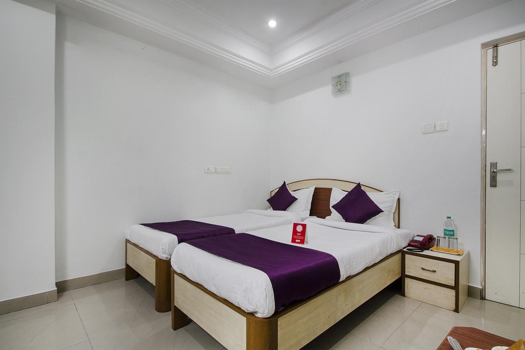 Hotel O Surya Residency Hyderabad Exterior photo