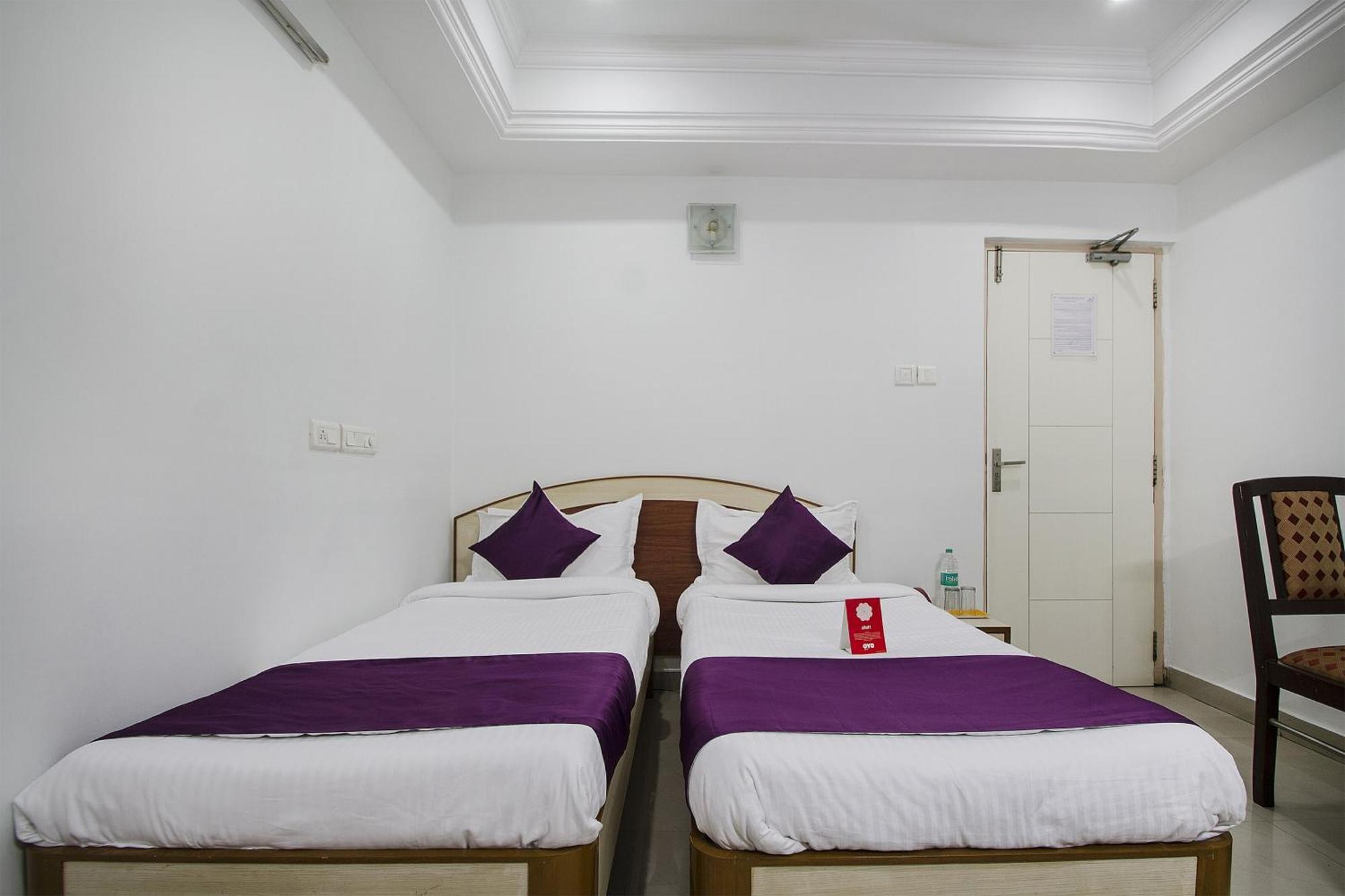 Hotel O Surya Residency Hyderabad Exterior photo