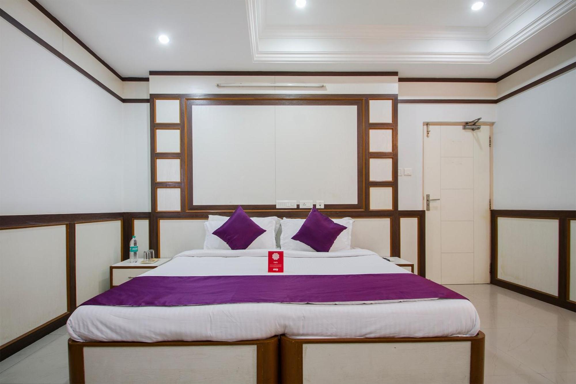 Hotel O Surya Residency Hyderabad Exterior photo