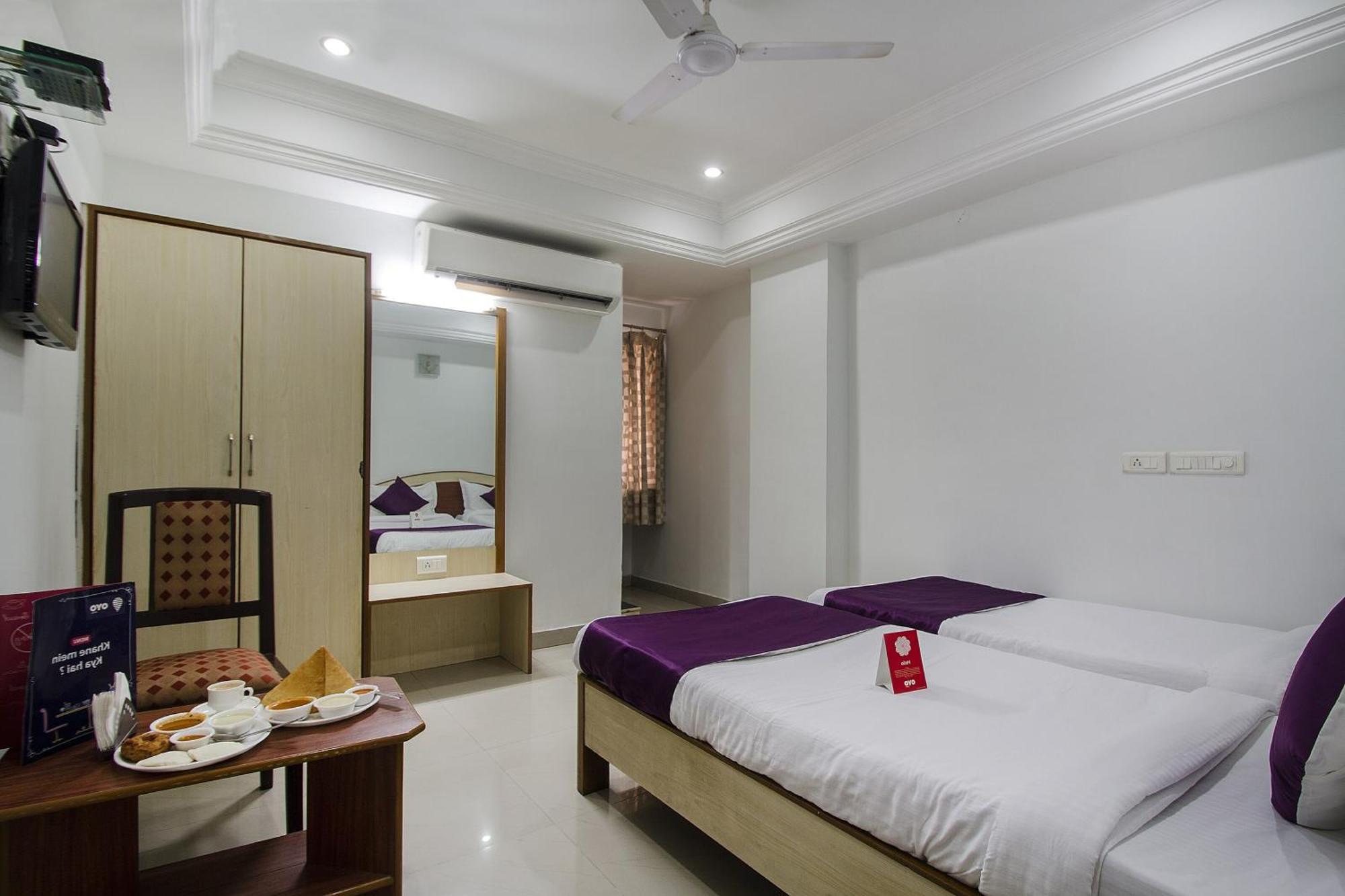 Hotel O Surya Residency Hyderabad Exterior photo