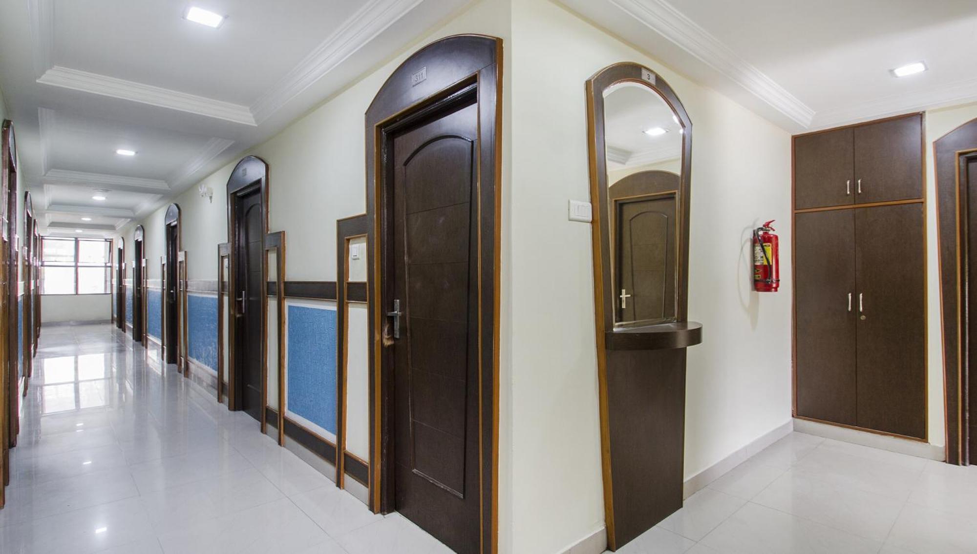 Hotel O Surya Residency Hyderabad Exterior photo